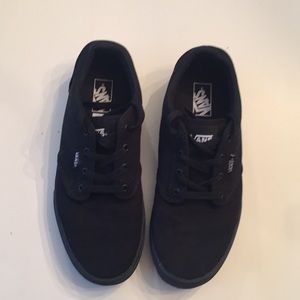 Boy’s size 5, Vans